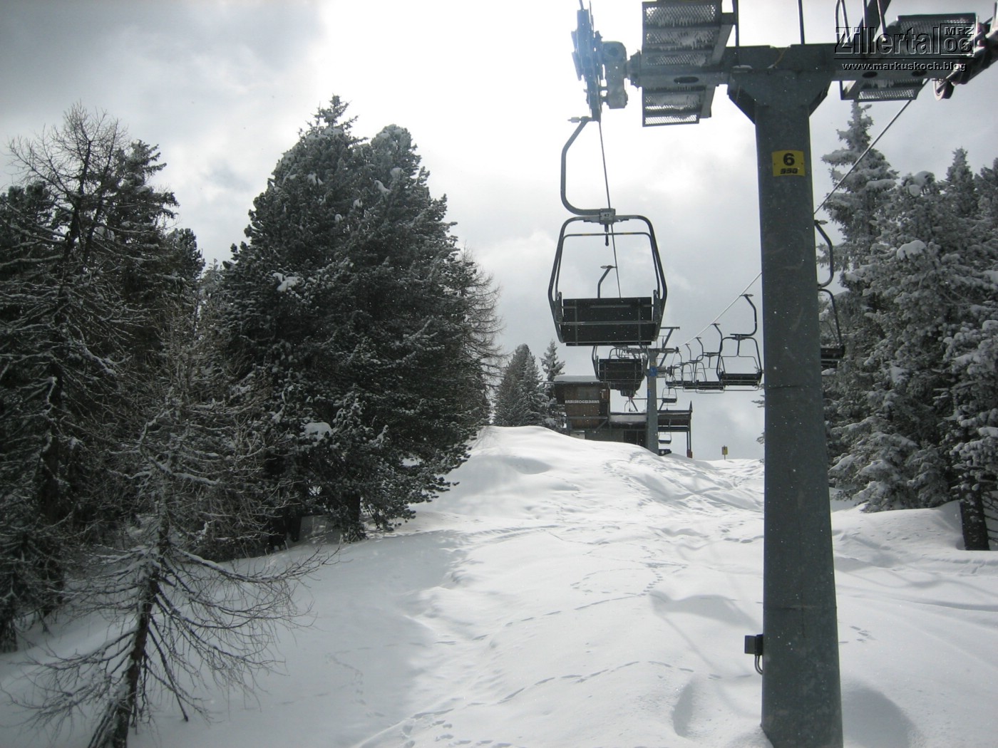 060310-12_ski_zillertal_morecard_1mk031