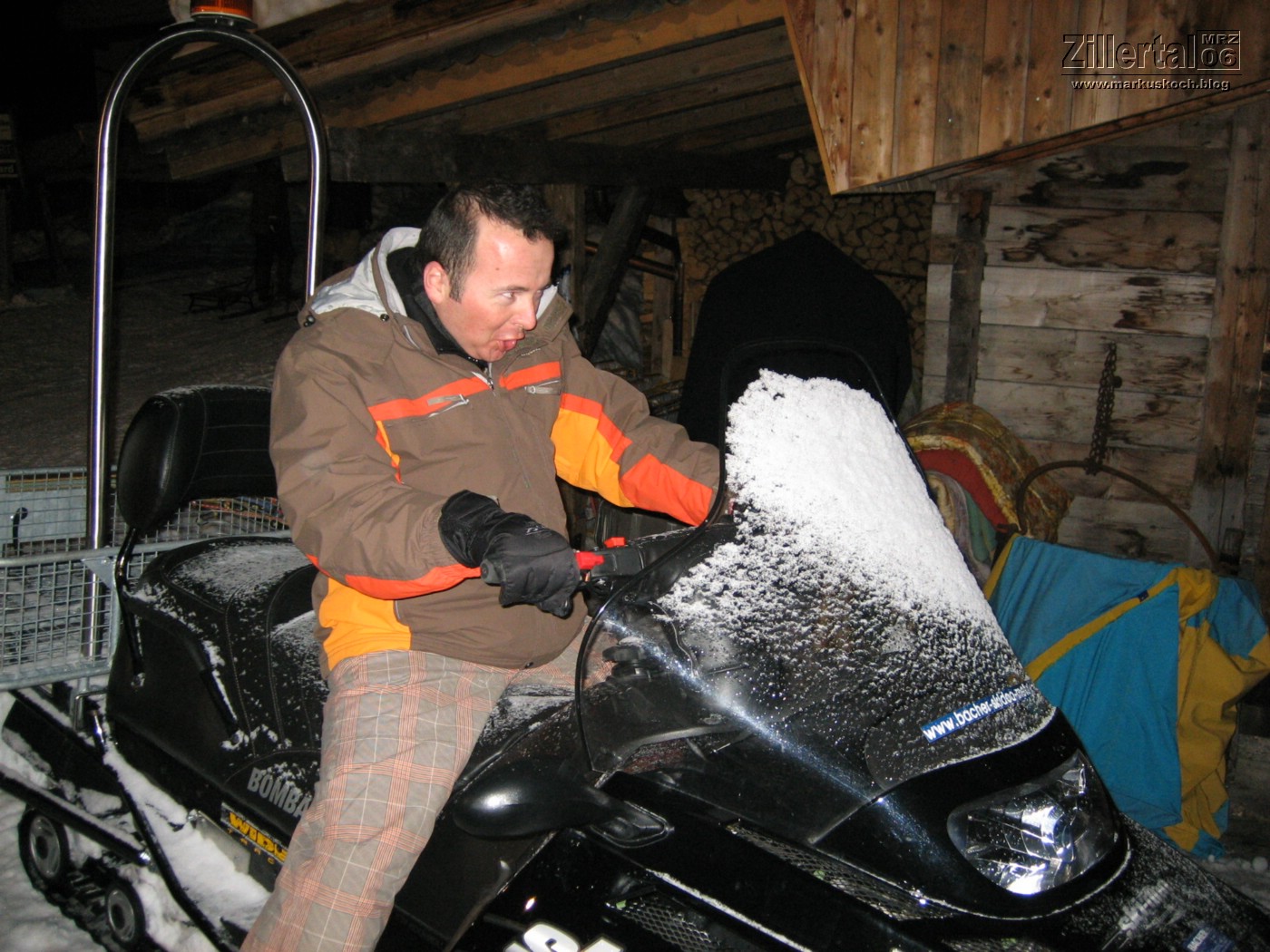 060310-12_ski_zillertal_morecard_mk107