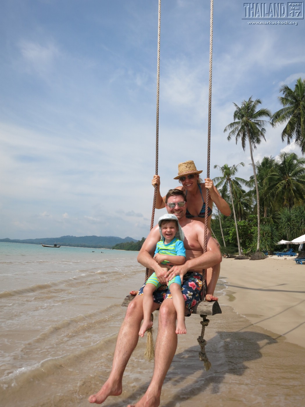 20170501-tag13-coconut-beach_thailand_mk176