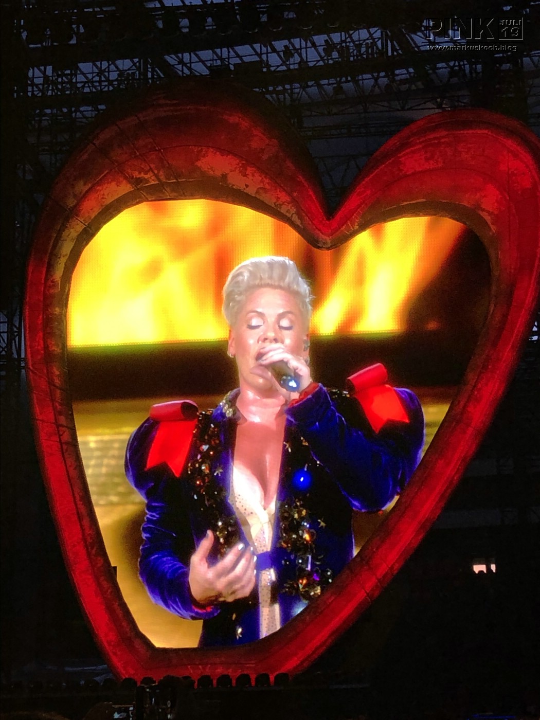 20190722_pink_frankfurt_mk150